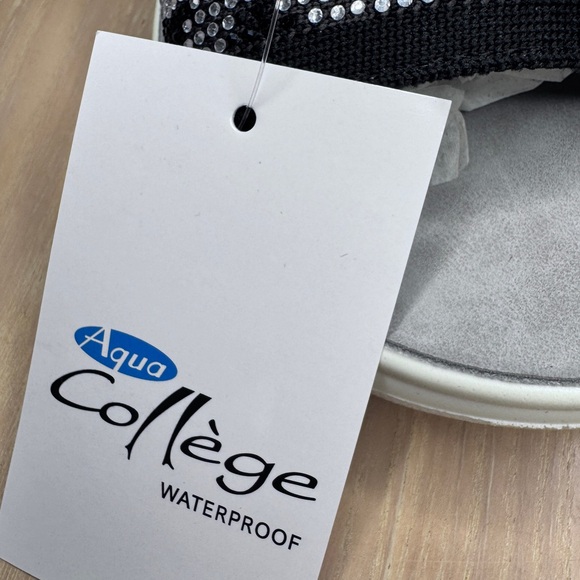 NWT NIB Aqua Collage Stylish Black w rhinestones Slide Sandals Womens Sz 6 - Picture 7 of 14